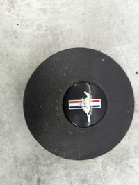 2005 Ford Mustang Air Bag Driver Left Steering Wheel Mounted - Oemusedautoparts1.com