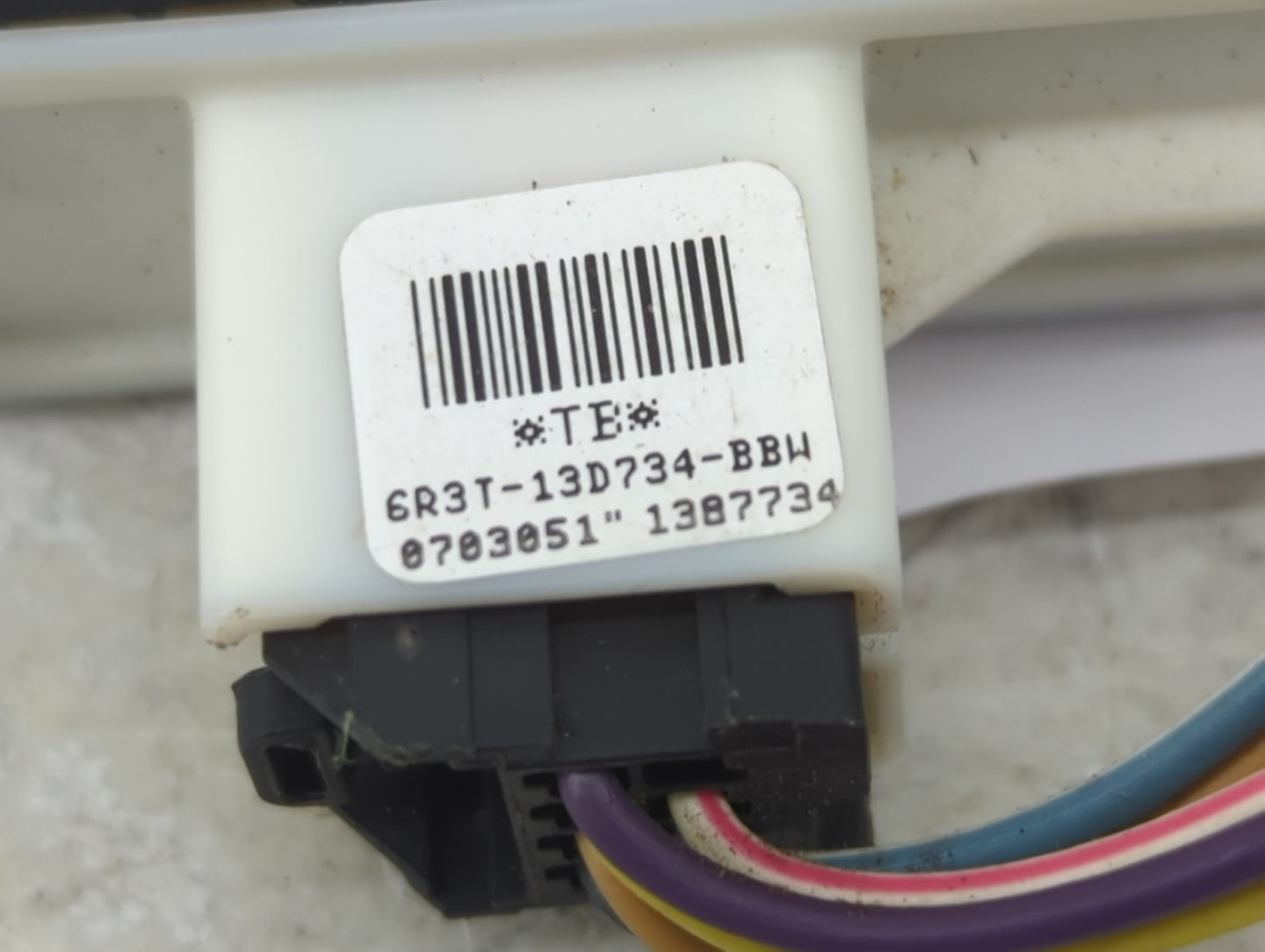 2005 Ford Mustang PCM Engine Control Computer ECU ECM PCU OEM P/N:6R3T-13D734-BBW Fits OEM Used Auto Parts - Oemusedautopart