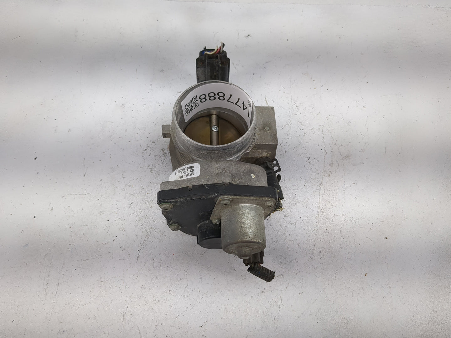 2005 Ford Mustang Throttle Body P/N:5R3E-DA 5R3E-03160-53 Fits OEM Used Auto Parts - Oemusedautoparts1.com