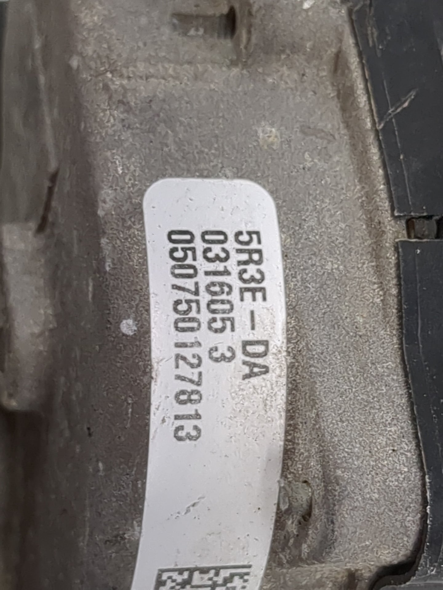 2005 Ford Mustang Throttle Body P/N:5R3E-DA 5R3E-03160-53 Fits OEM Used Auto Parts - Oemusedautoparts1.com