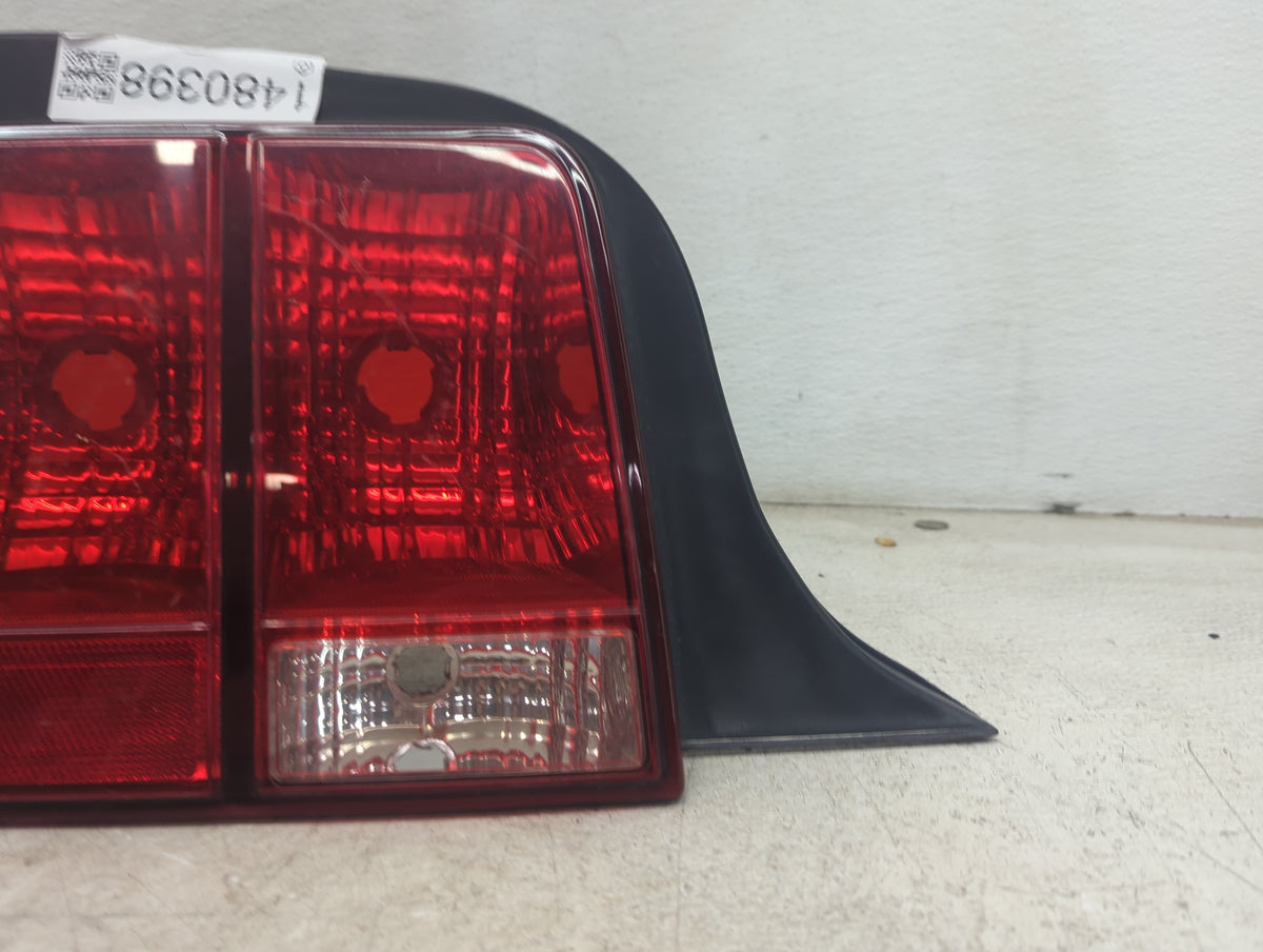 2005-2009 Ford Mustang Tail Light Assembly Driver Left OEM Fits Fits 2005 2006 2007 2008 2009 OEM Used Auto Parts - Oemuseda