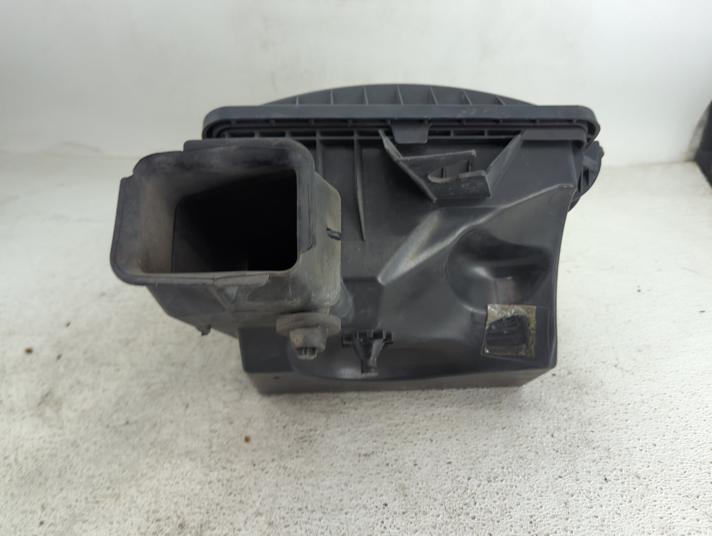 2005-2010 Ford Mustang Air Cleaner Intake-duct Hose Tube 1495438 - Oemusedautoparts1.com