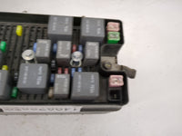 2005-2006 Ford Mustang Fusebox Fuse Box Panel Relay Module P/N:3F2T-14B192-CA W381891236, 3F2T-14B192-AA Fits Fits 2005 2006