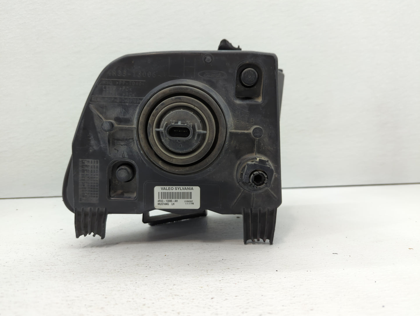 2005-2006 Ford Mustang Driver Left Oem Head Light Headlight Lamp - Oemusedautoparts1.com