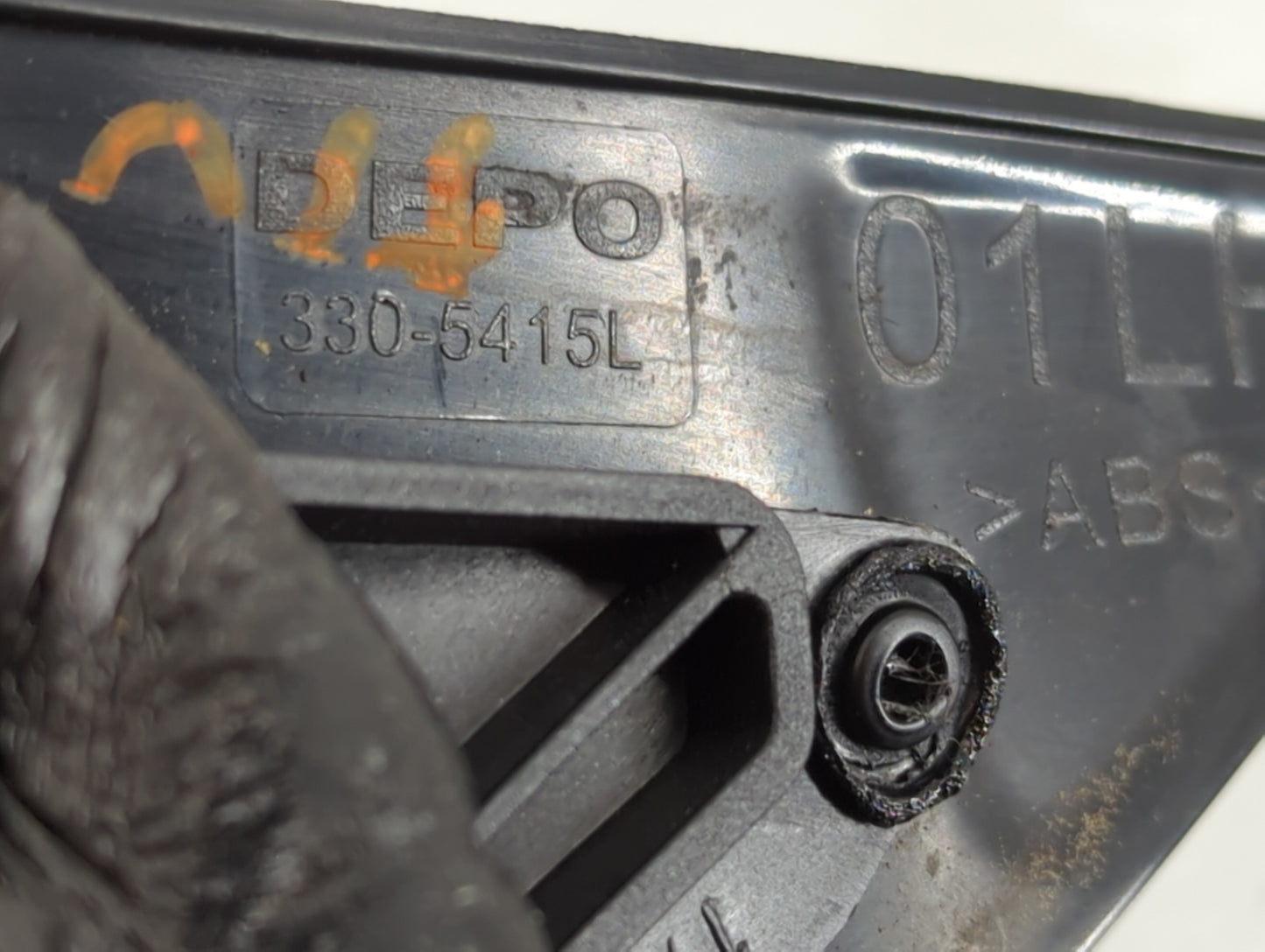 1995-2005 Ford Ranger Driver Side View Mirror - Left Door Mirror OEM Used - Oemusedautoparts1.com