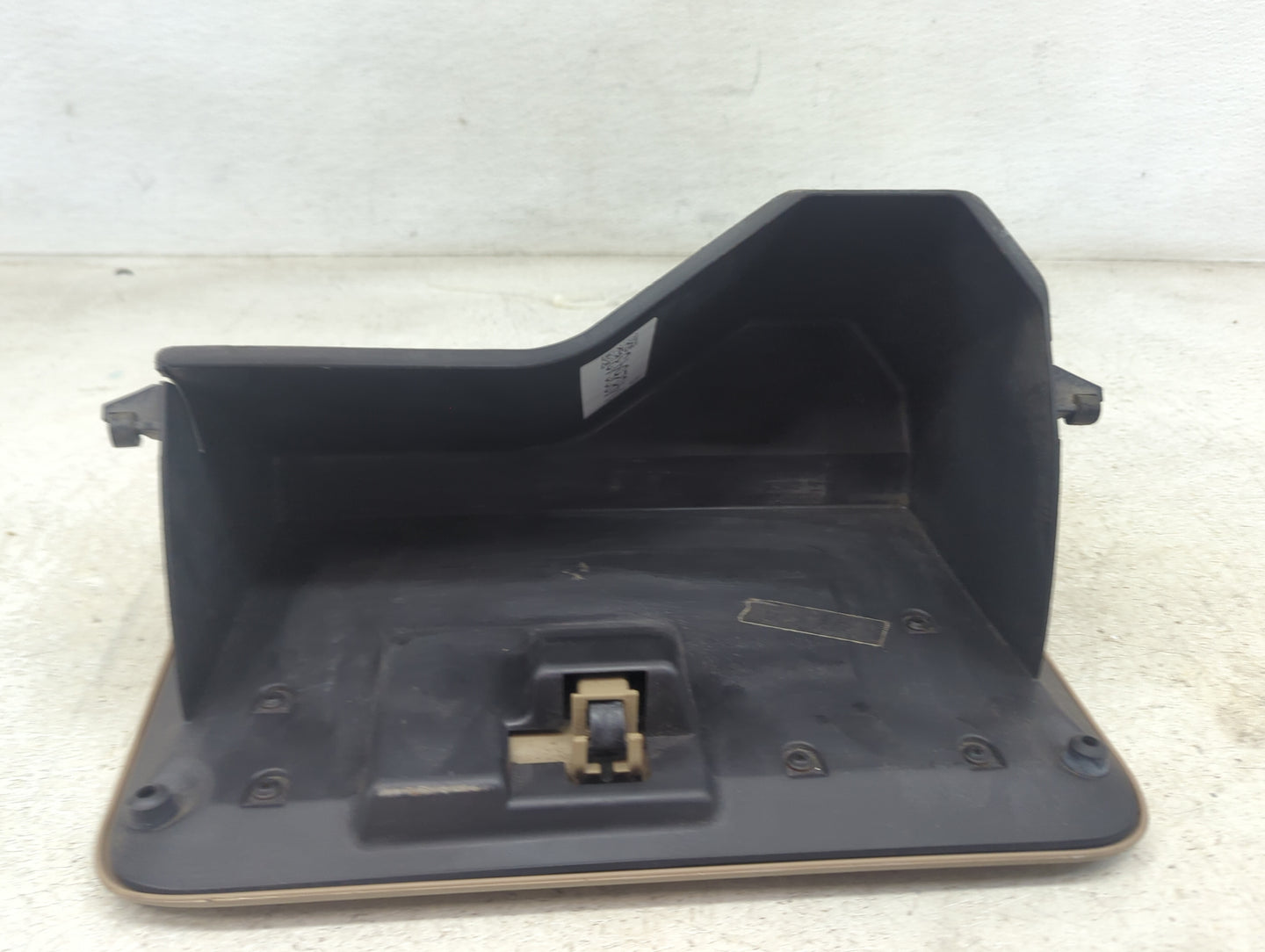 2005 Ford Ranger Passenger Glove Box Door Storage Compartment 1482643 - Oemusedautoparts1.com