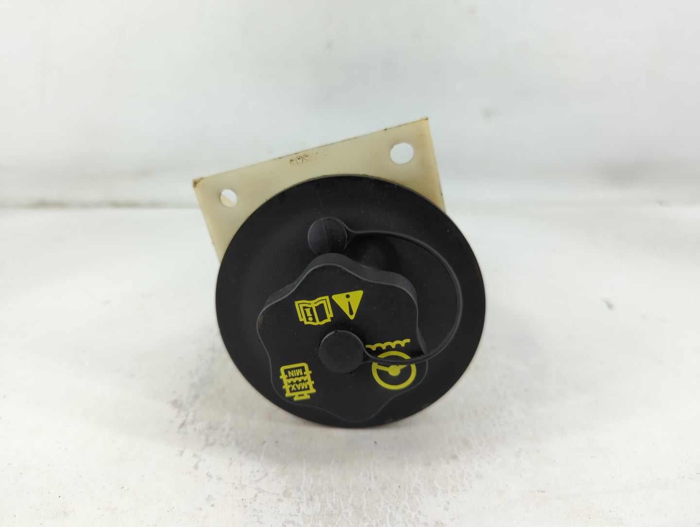 2005 Ford Ranger Power Steering Reservoir - Oemusedautoparts1.com