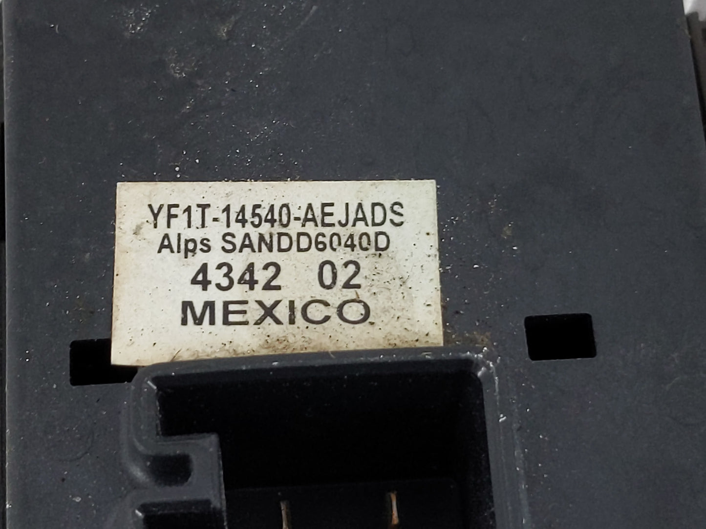 2000-2007 Ford Taurus Master Power Window Switch Replacement Driver Side Left P/N:4048 03 YF1T-14540-AEJADS Fits OEM Used Au