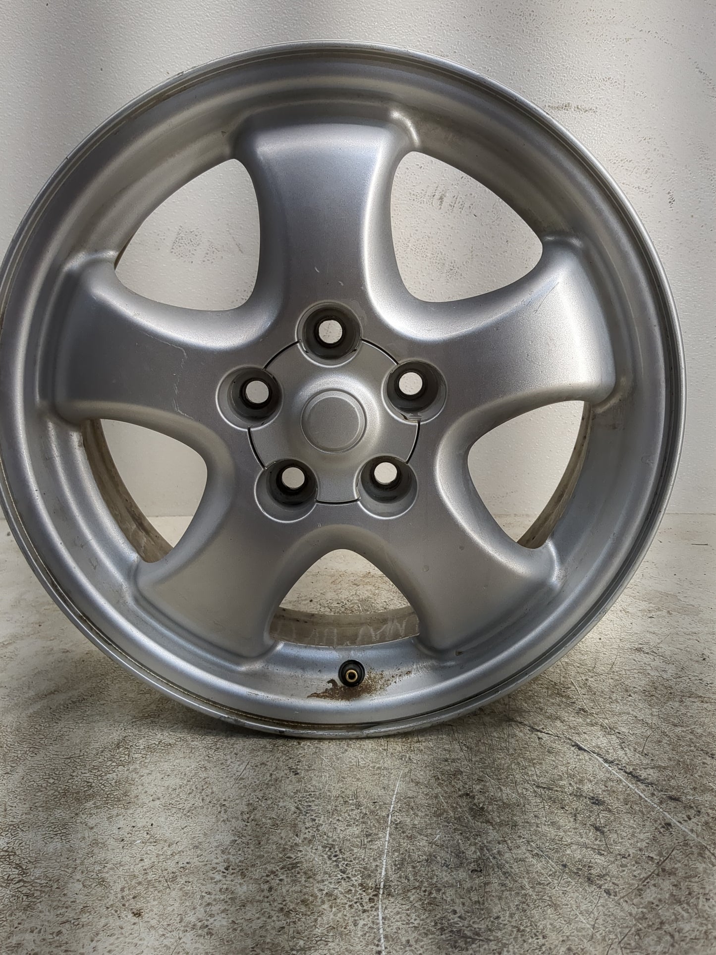 2003-2007 Ford Taurus Oem Wheel Rim - Oemusedautoparts1.com