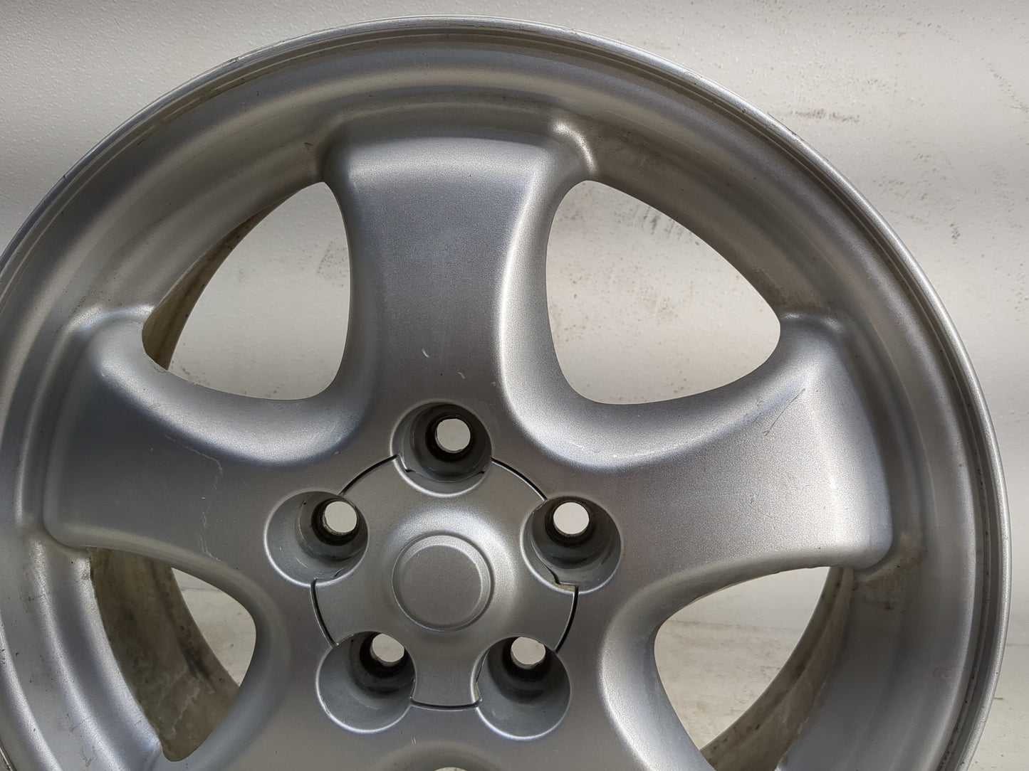 2003-2007 Ford Taurus Oem Wheel Rim - Oemusedautoparts1.com