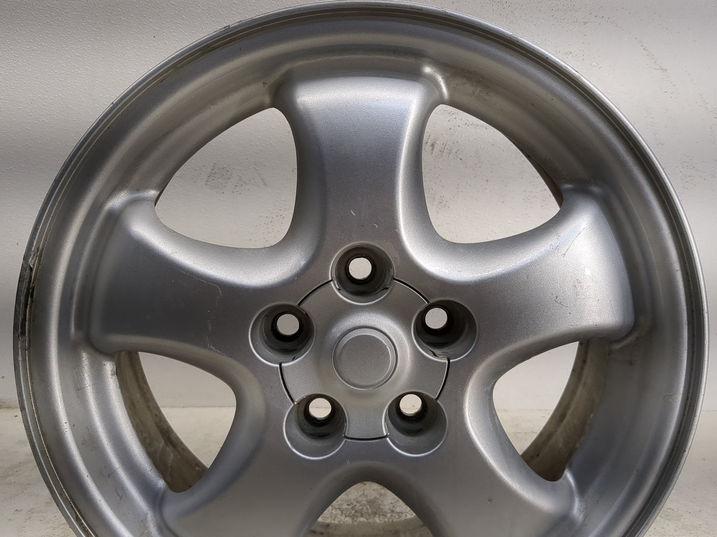 2003-2007 Ford Taurus Oem Wheel Rim - Oemusedautoparts1.com