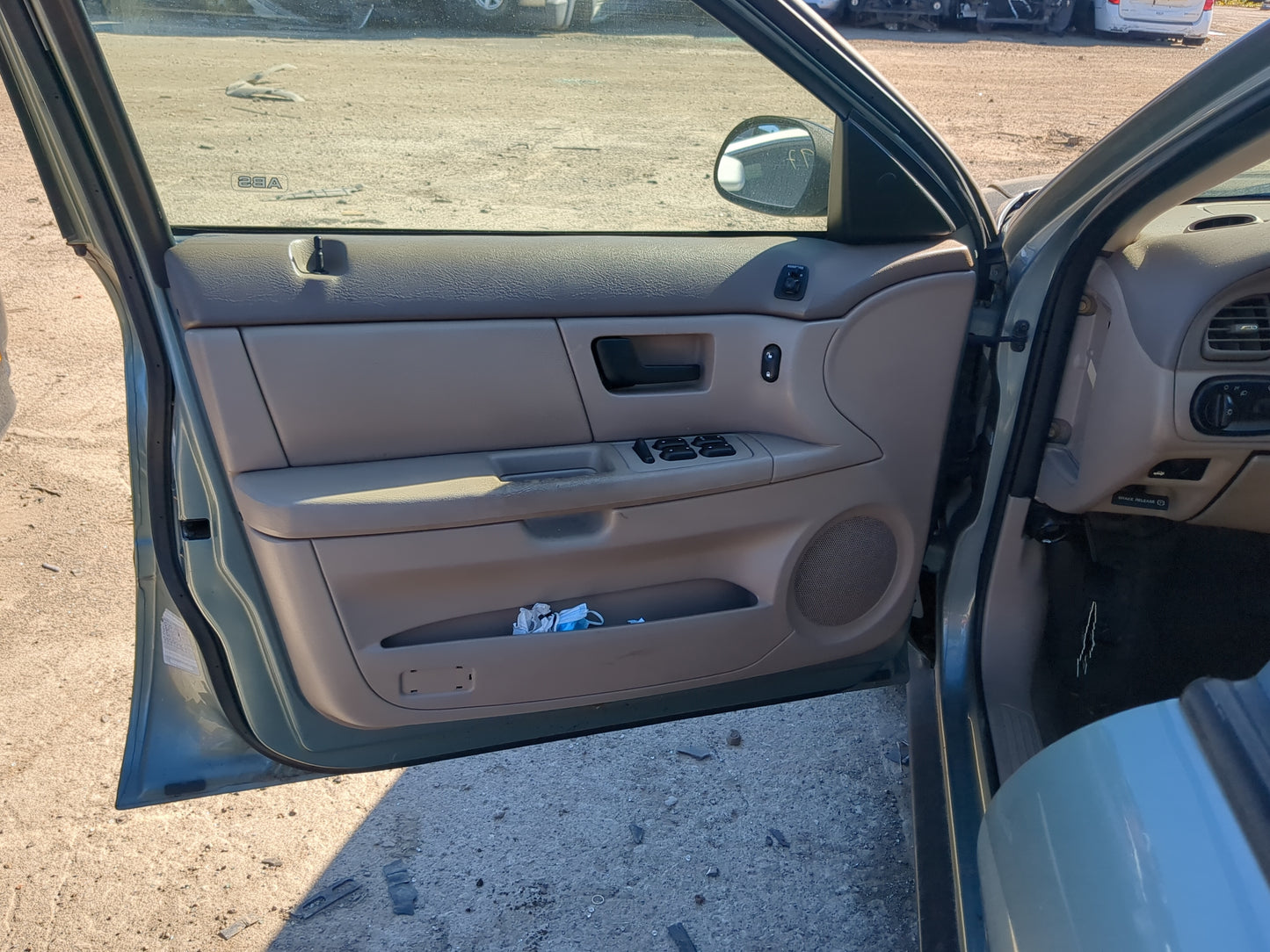 2005 Ford Taurus Front Left Driver Interior Door Panel Trim - Oemusedautoparts1.com
