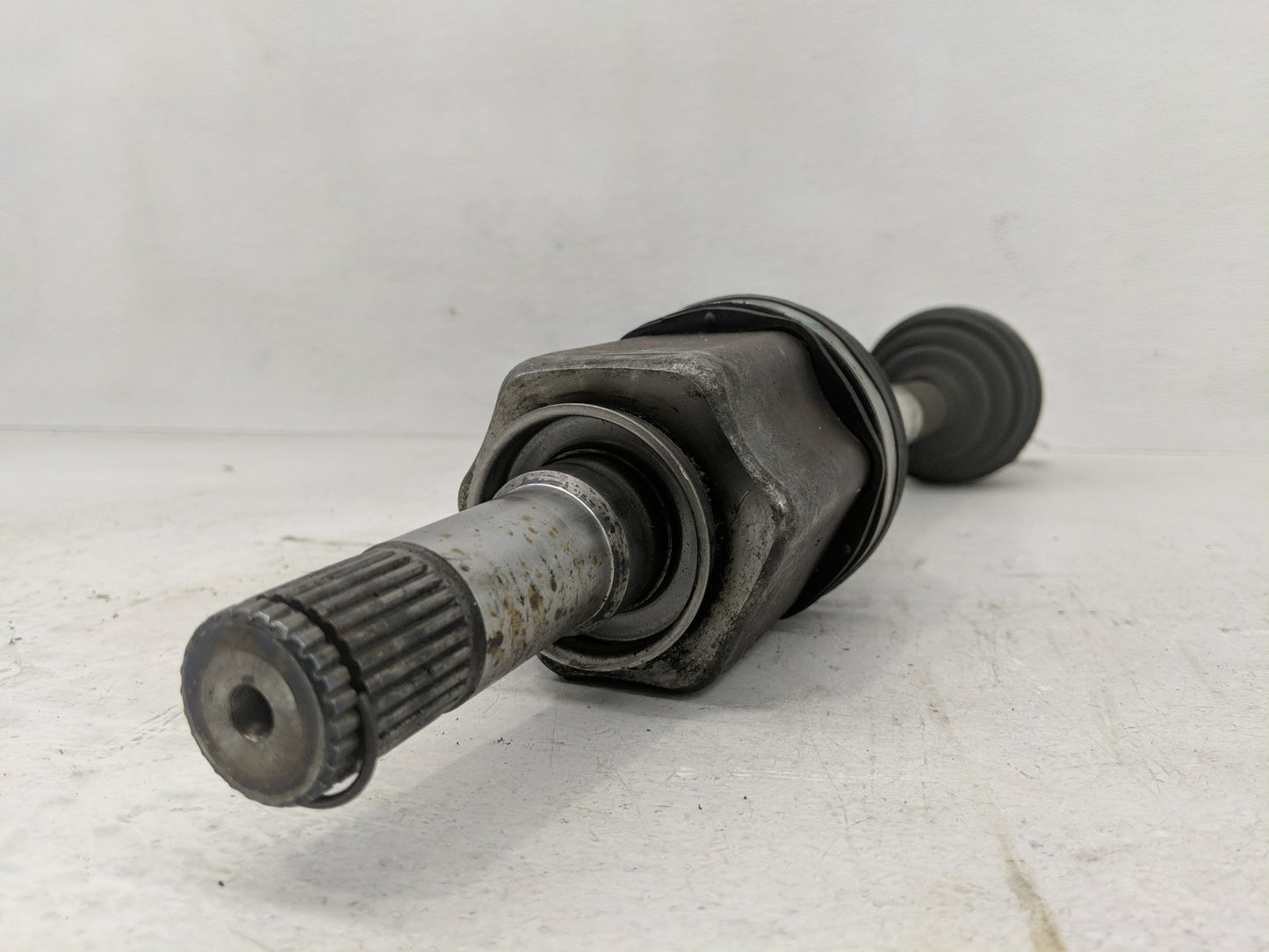 2008-2019 Ford Taurus Axle Shaft Front Driver Cv C/v - Oemusedautoparts1.com