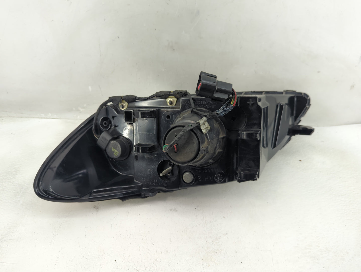 2005 Ford Taurus Passenger Right Oem Head Light Headlight Lamp - Oemusedautoparts1.com