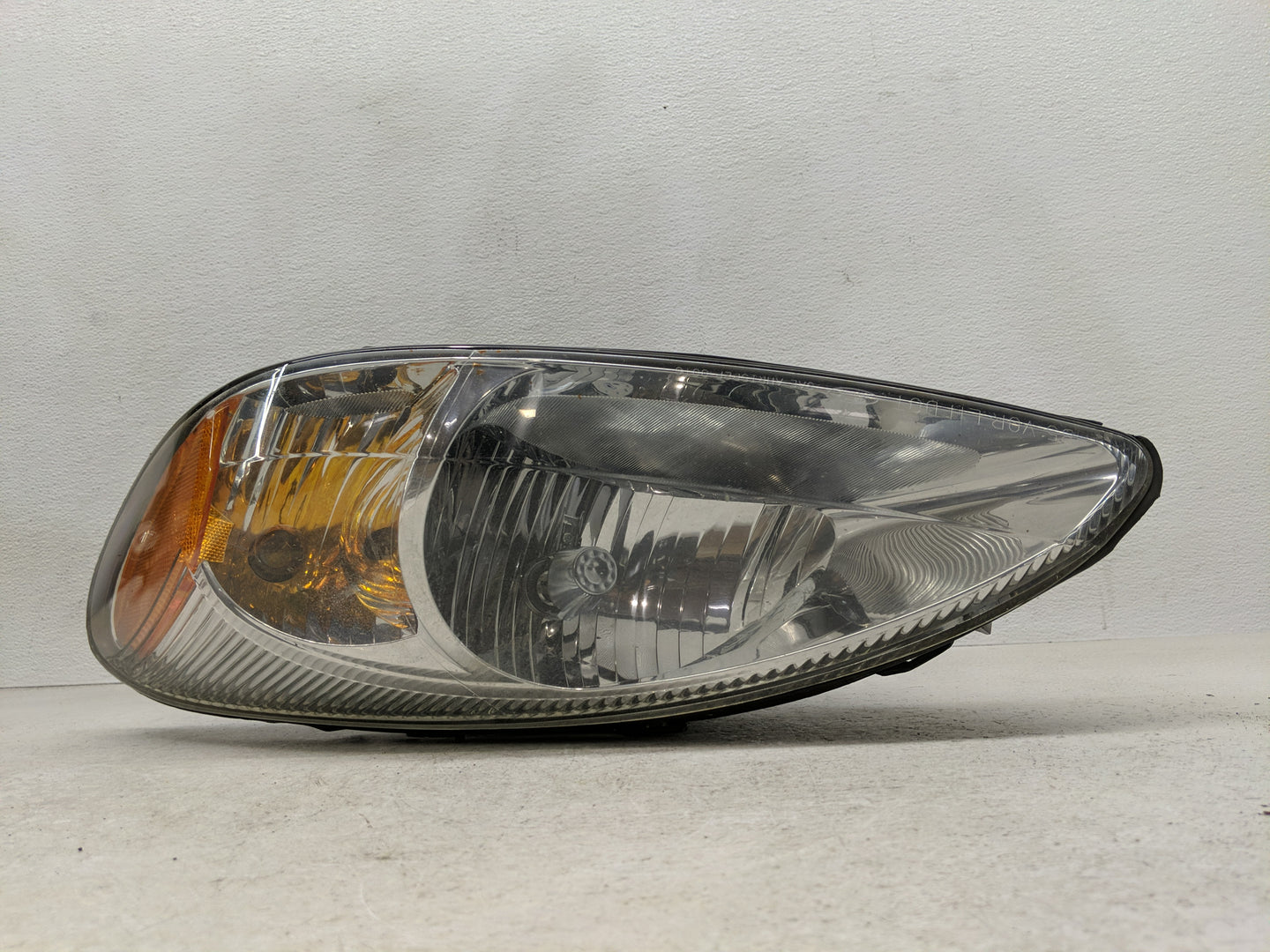 2005 Ford Taurus Driver Left Oem Head Light Headlight Lamp - Oemusedautoparts1.com