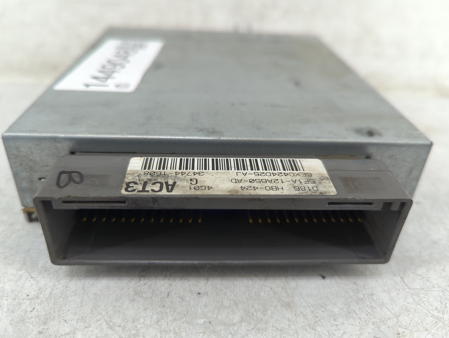2005 Ford Taurus PCM Engine Control Computer ECU ECM PCU OEM P/N:5F1A-12A650-AD 6EXC424D25-AJ, F5SB-14A624-AA Fits OEM Used 