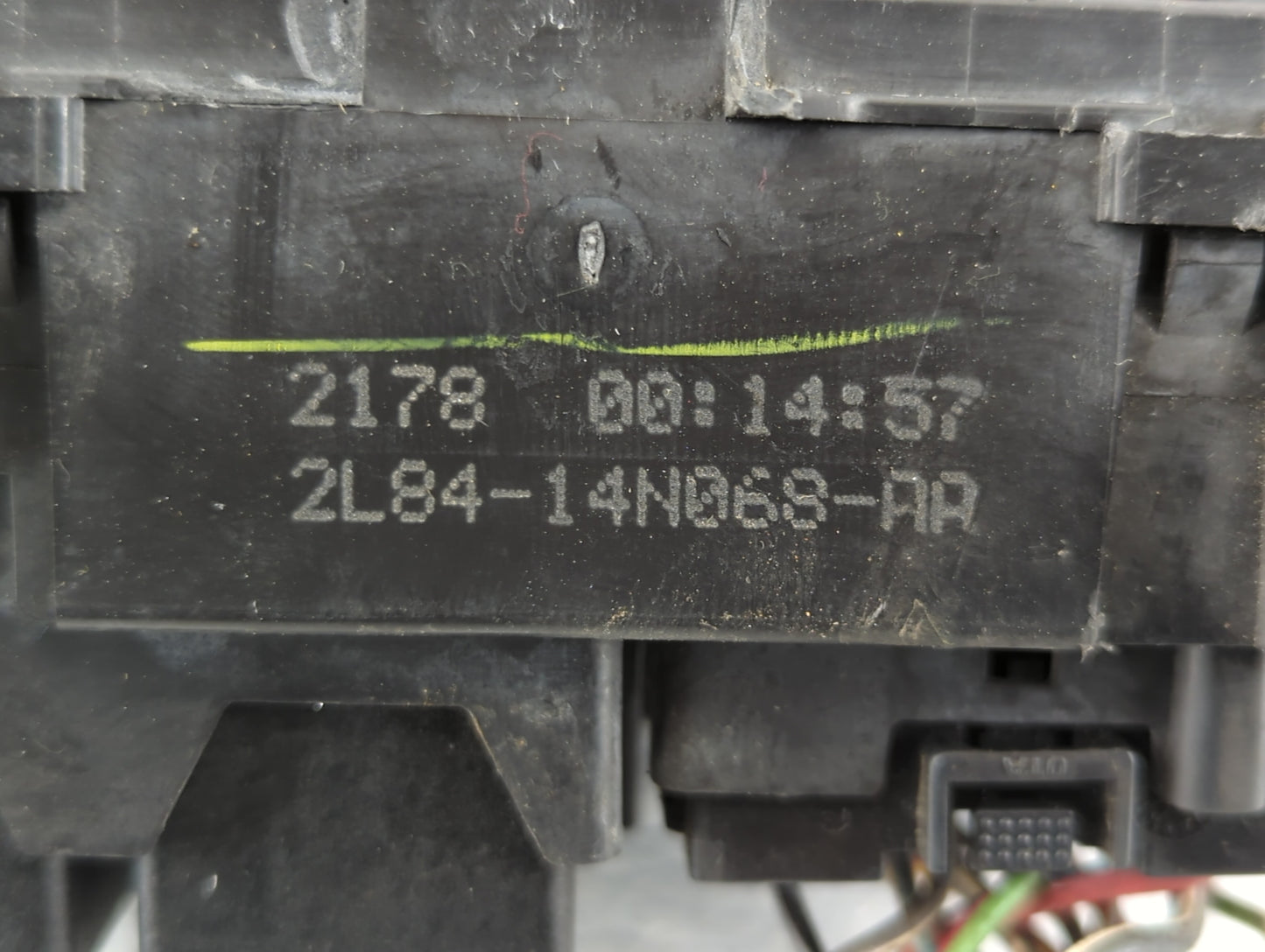 2005 Ford Taurus PCM Engine Control Computer ECU ECM PCU OEM Fits OEM Used Auto Parts - Oemusedautoparts1.com