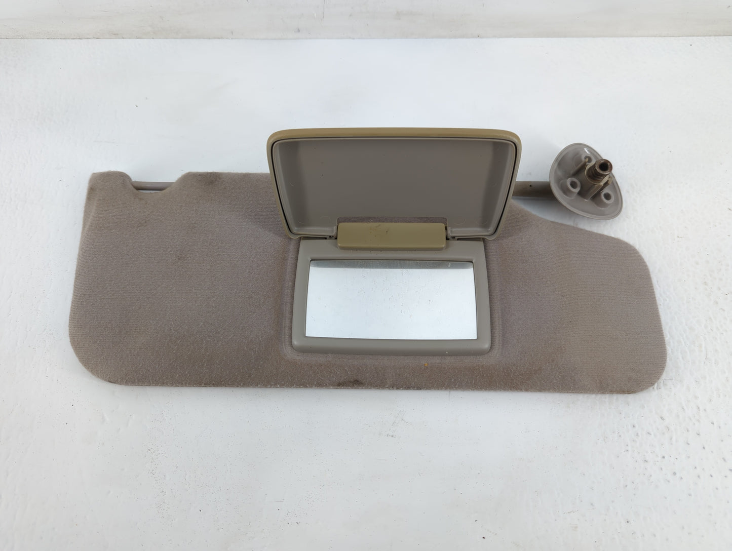 2004-2007 Ford Taurus Sun Visor Shade Replacement Passenger Right Mirror Fits Fits 2004 2005 2006 2007 OEM Used Auto Parts -