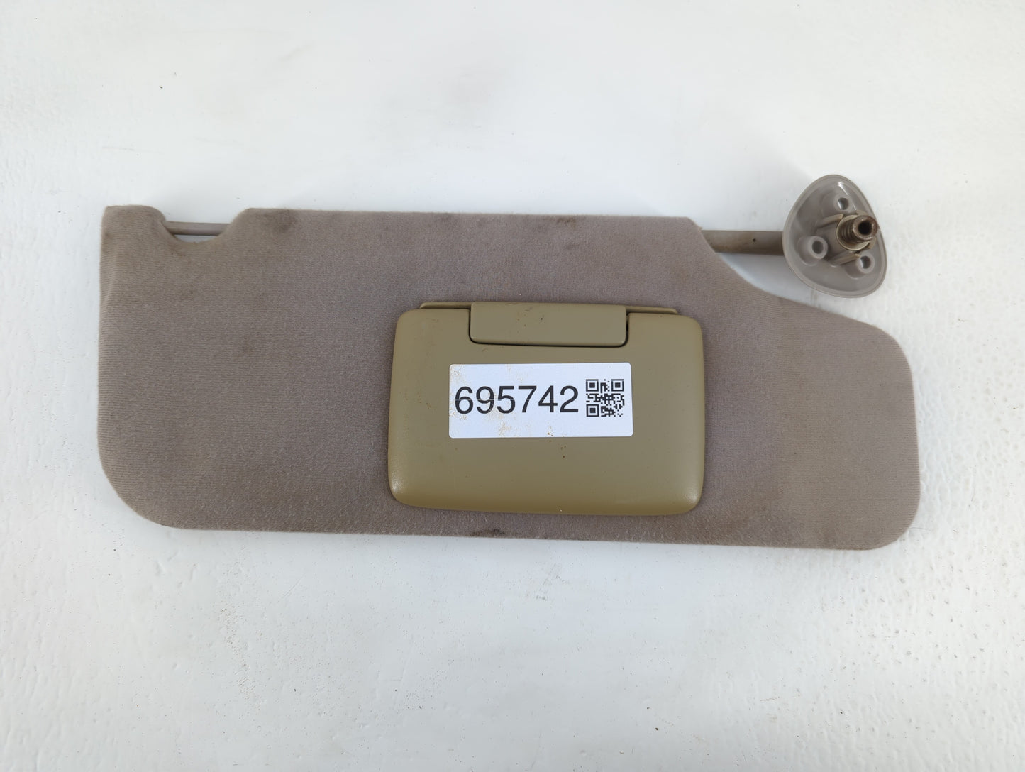 2004-2007 Ford Taurus Sun Visor Shade Replacement Passenger Right Mirror Fits Fits 2004 2005 2006 2007 OEM Used Auto Parts -