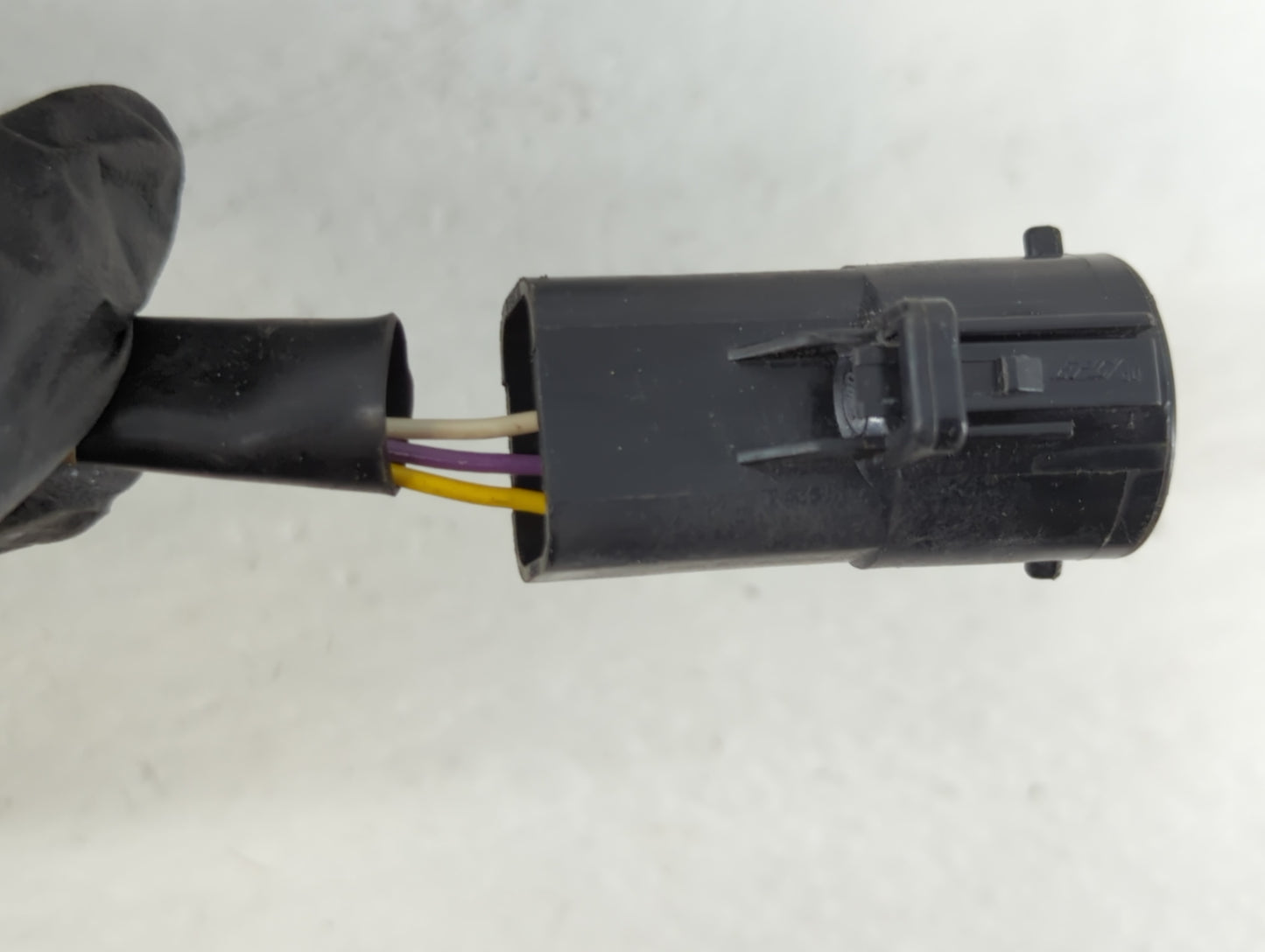 2002-2007 Ford Taurus Passenger Side View Mirror - Right Door Mirror OEM Used - Oemusedautoparts1.com