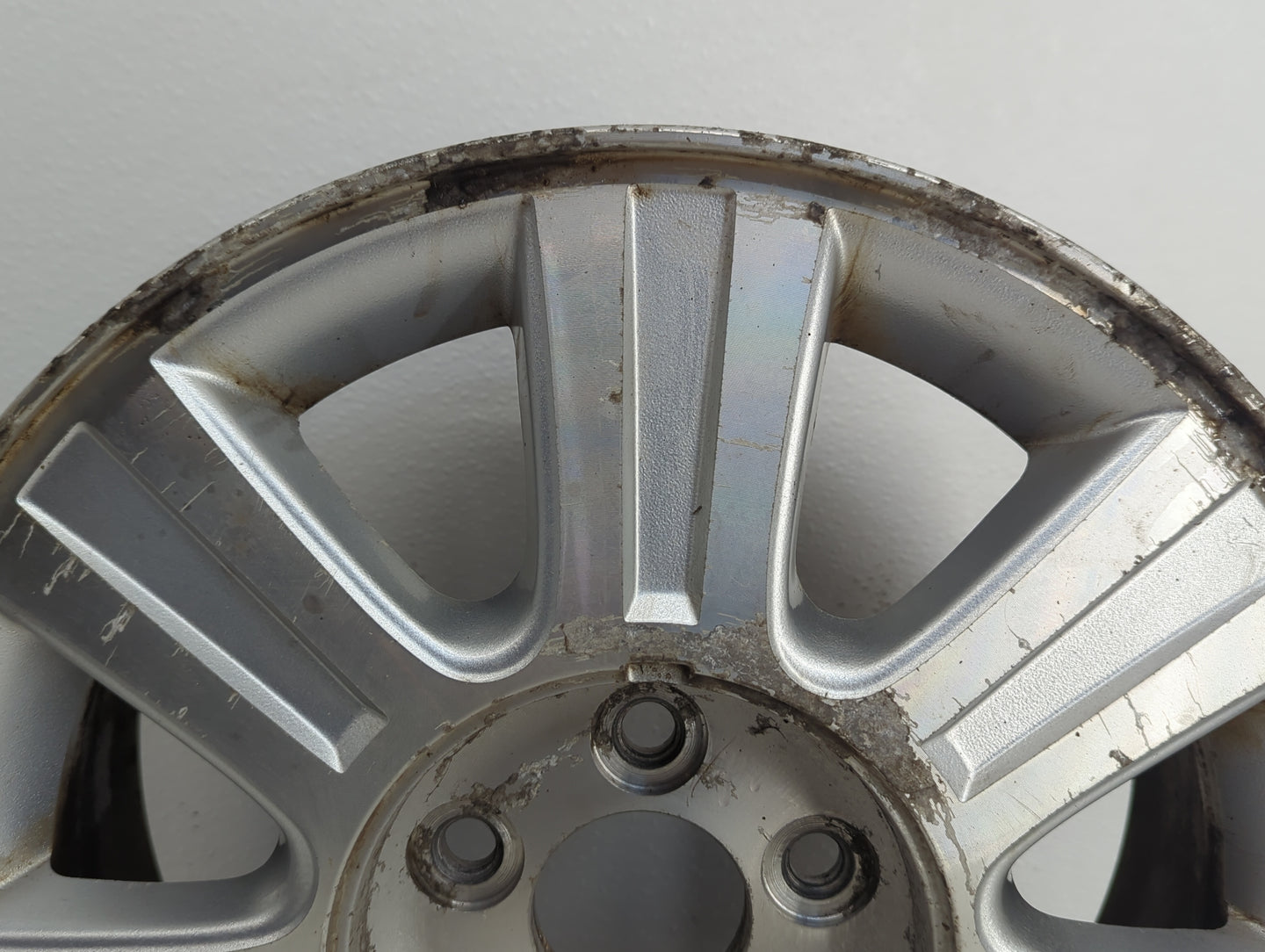 2003-2007 Ford Taurus Oem Wheel Rim - Oemusedautoparts1.com