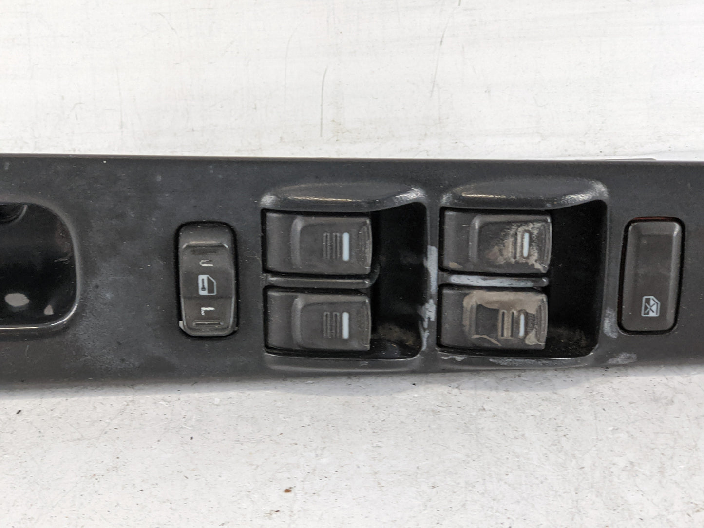 2004-2012 Gmc Canyon Master Power Window Switch Replacement Driver Side Left P/N:514632 517319 Fits OEM Used Auto Parts - Oe