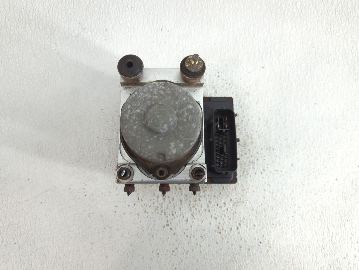 2004-2008 Gmc Canyon ABS Pump Control Module Replacement P/N:5107 11848 15120851 Fits Fits 2004 2005 2006 2007 2008 OEM Used