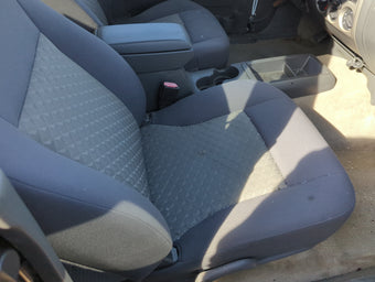 compare product 2004-2005 Gmc Canyon Passenger Front Seat Oem