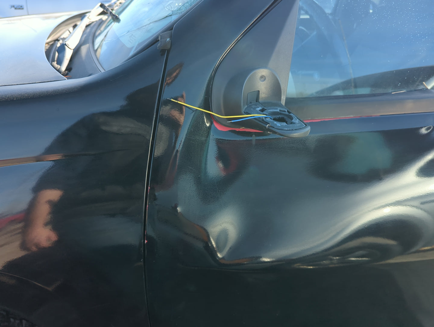 2012-2012 Gmc Canyon Driver Front Door Oem - Oemusedautoparts1.com