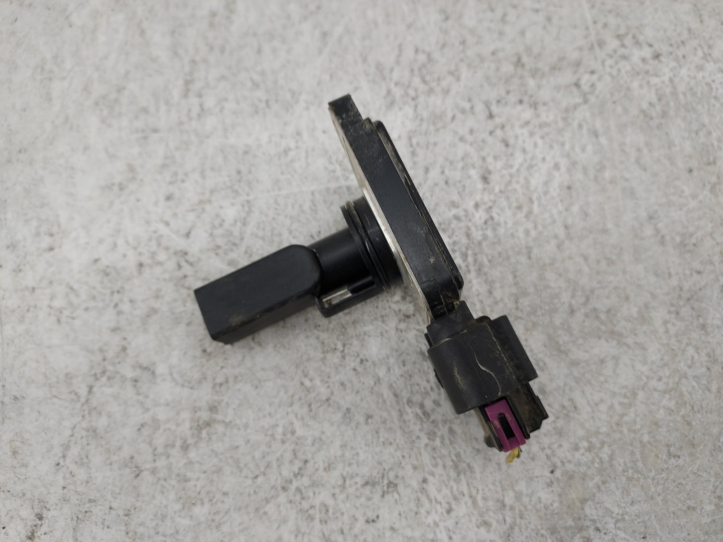 2004-2006 Gmc Canyon Mass Air Flow Meter Maf 1487388 - Oemusedautoparts1.com