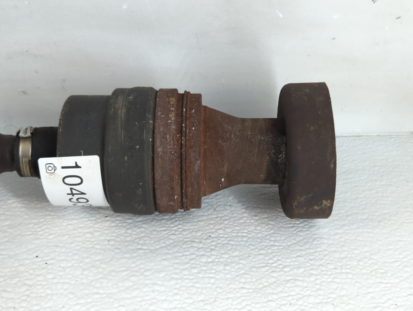2002-2009 Gmc Envoy Front Driveshaft Oem 1049305 - Oemusedautoparts1.com