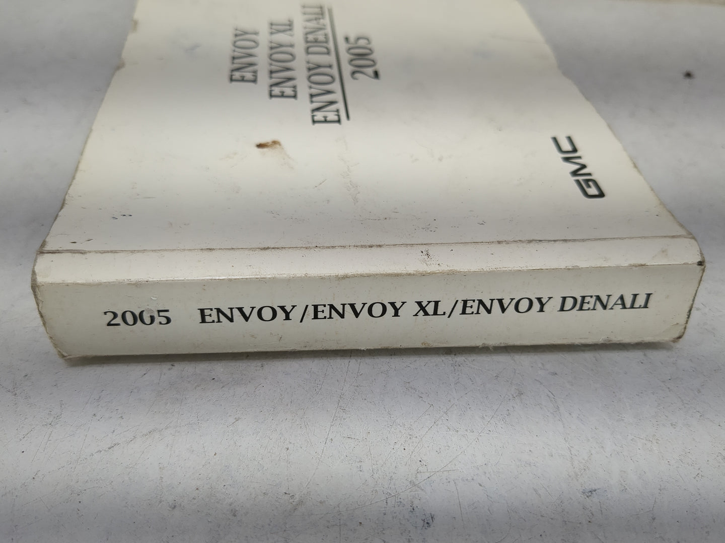 2005 Gmc Envoy Owners Manual Book Guide OEM Used Auto Parts - Oemusedautoparts1.com