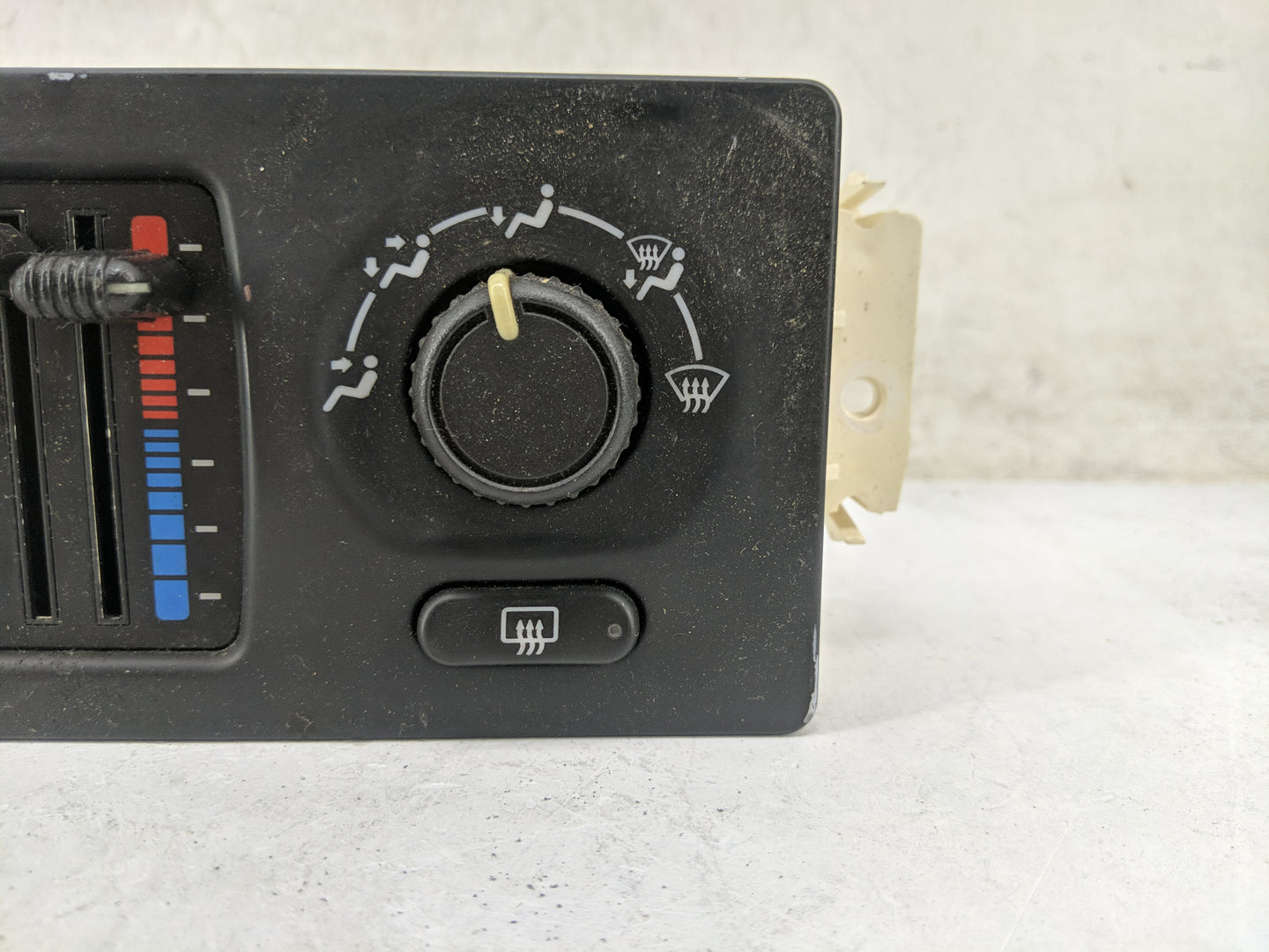 2003-2009 Gmc Envoy Climate Control Module Temperature AC/Heater Replacement Fits Fits 2003 2004 2005 2006 2007 2008 2009 OE