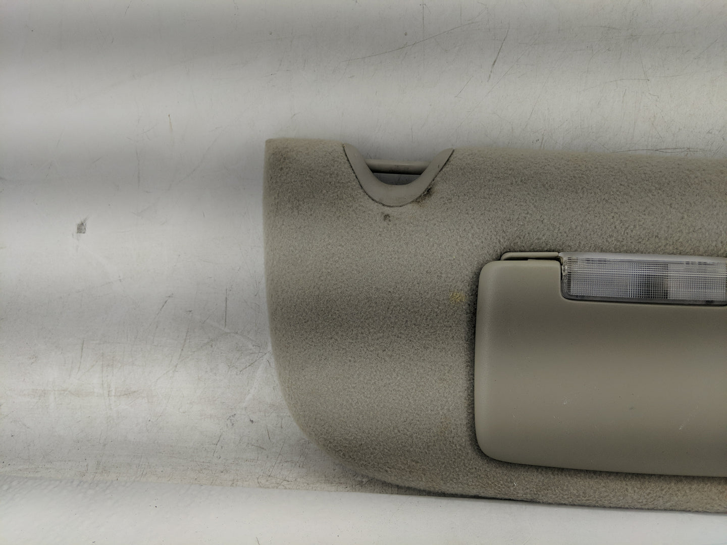 2005-2007 Gmc Envoy Sun Visor Shade Replacement Driver Left Mirror Fits Fits 2005 2006 2007 OEM Used Auto Parts - Oemusedaut