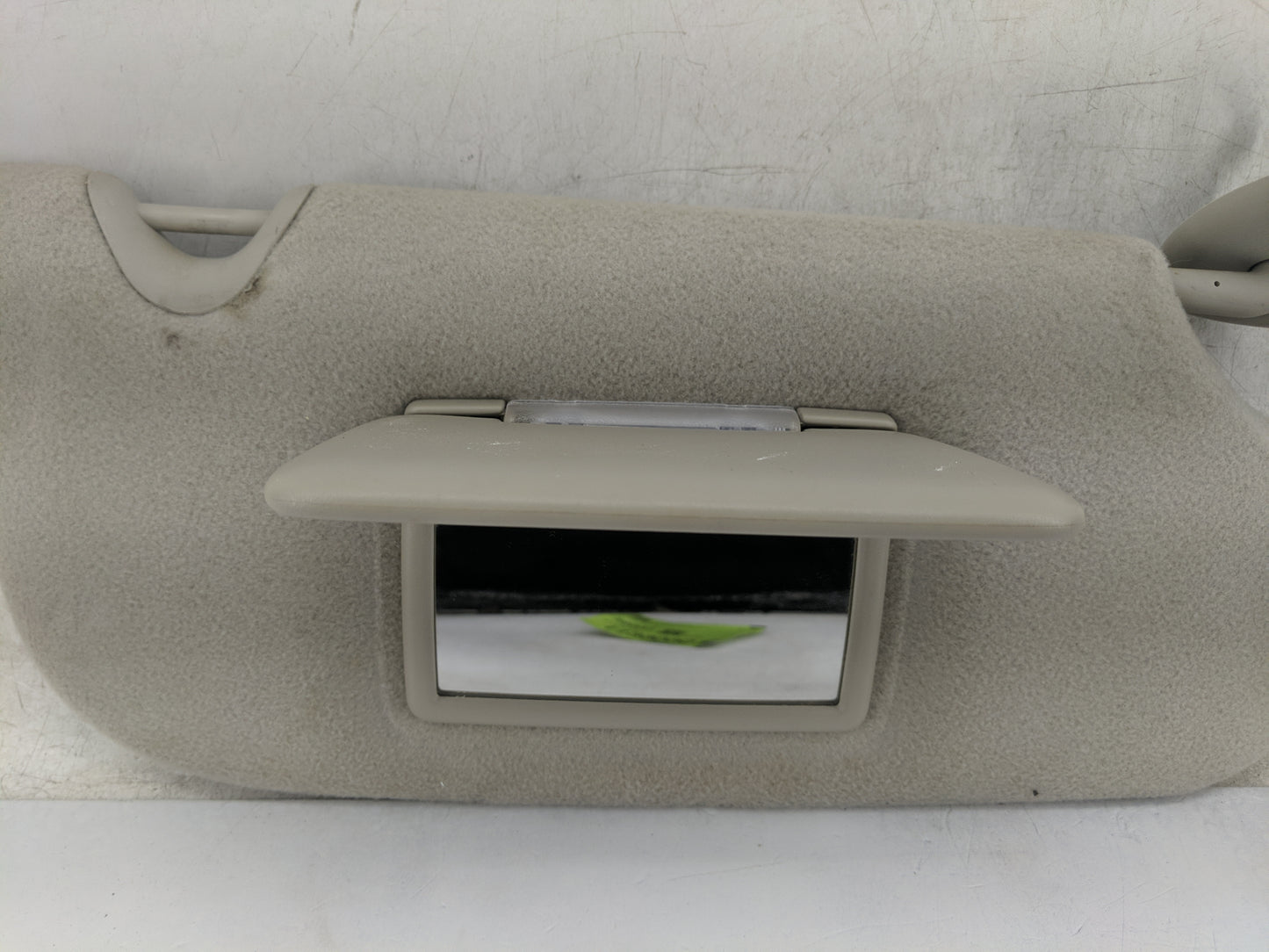 2005-2007 Gmc Envoy Sun Visor Shade Replacement Driver Left Mirror Fits Fits 2005 2006 2007 OEM Used Auto Parts - Oemusedaut