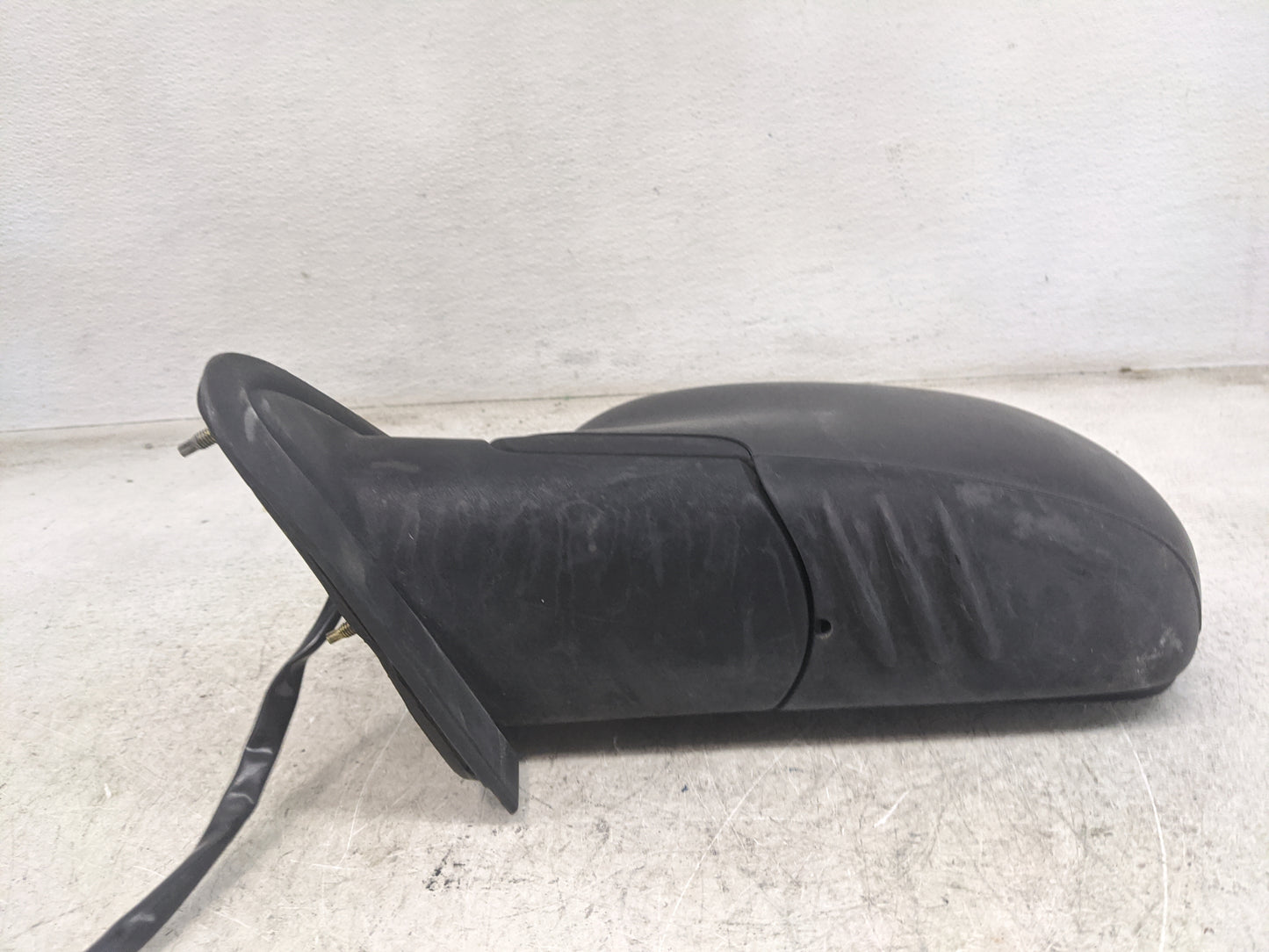 2002-2009 Gmc Envoy Driver Side View Mirror - Left Door Mirror OEM Used - Oemusedautoparts1.com