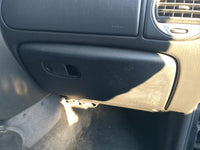 2005 Gmc Envoy Passenger Glove Box Door Storage Compartment - Oemusedautoparts1.com
