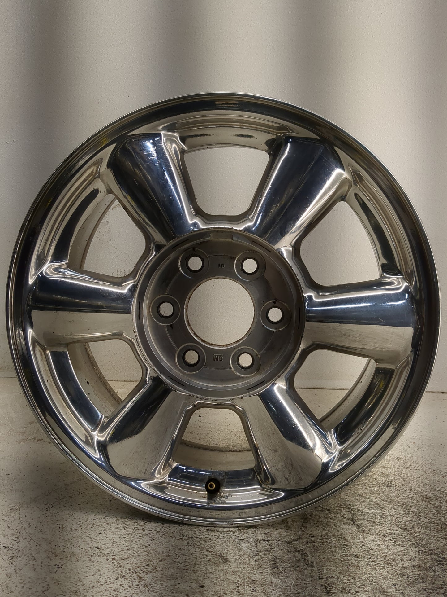 2002-2007 Gmc Envoy Oem Wheel Rim 1356572 - Oemusedautoparts1.com