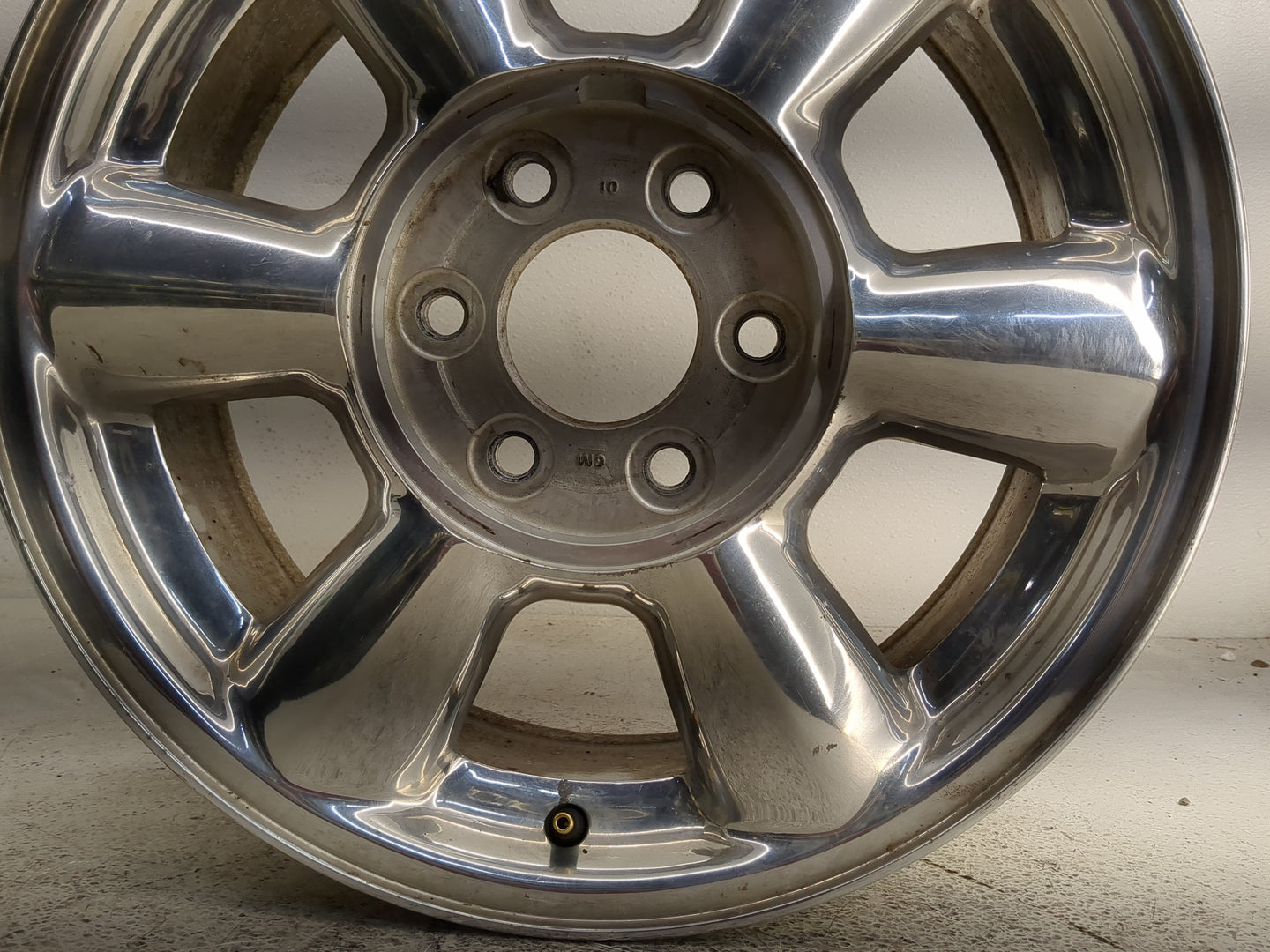 2002-2007 Gmc Envoy Oem Wheel Rim - Oemusedautoparts1.com