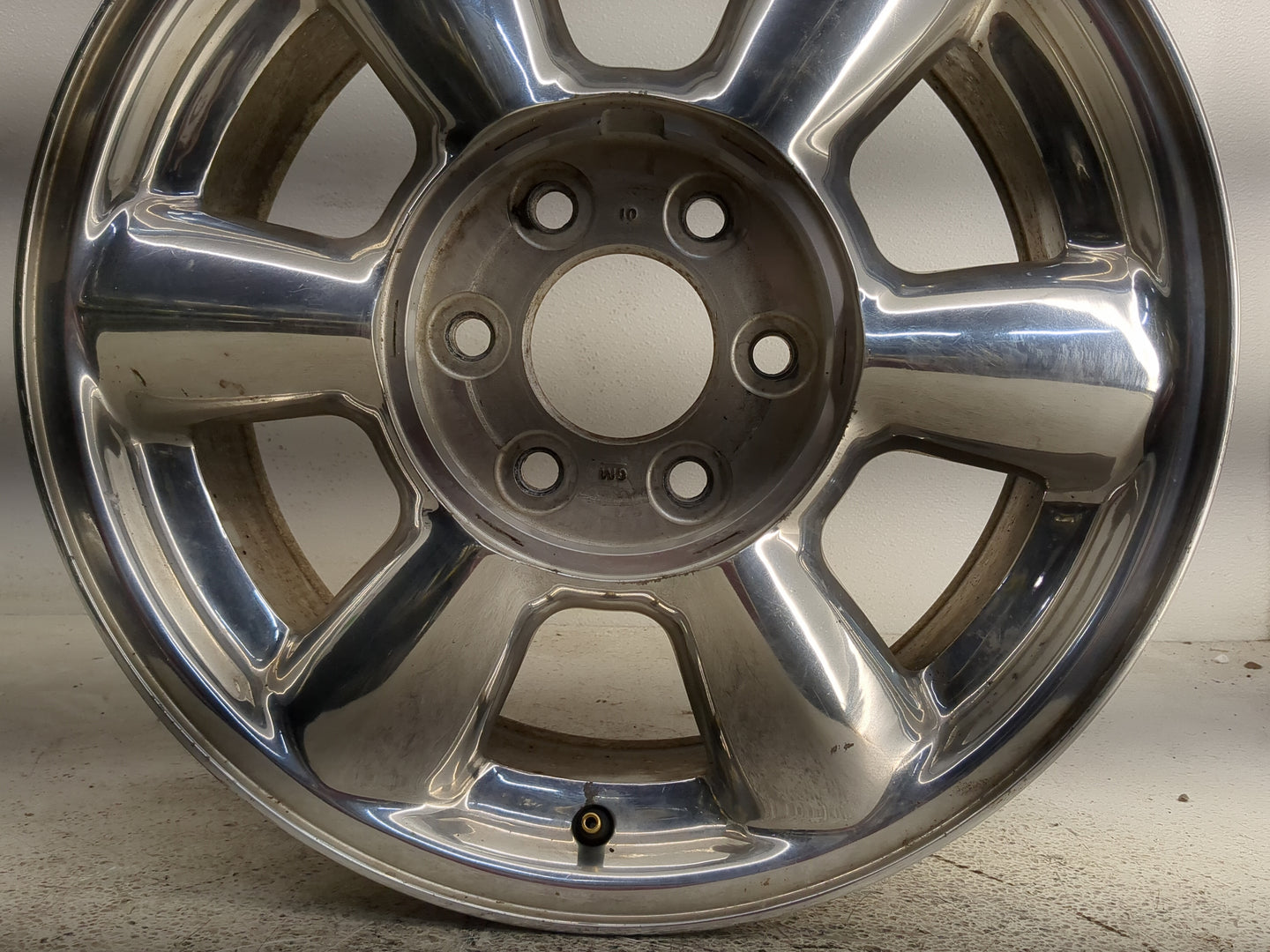 2002-2007 Gmc Envoy Oem Wheel Rim - Oemusedautoparts1.com
