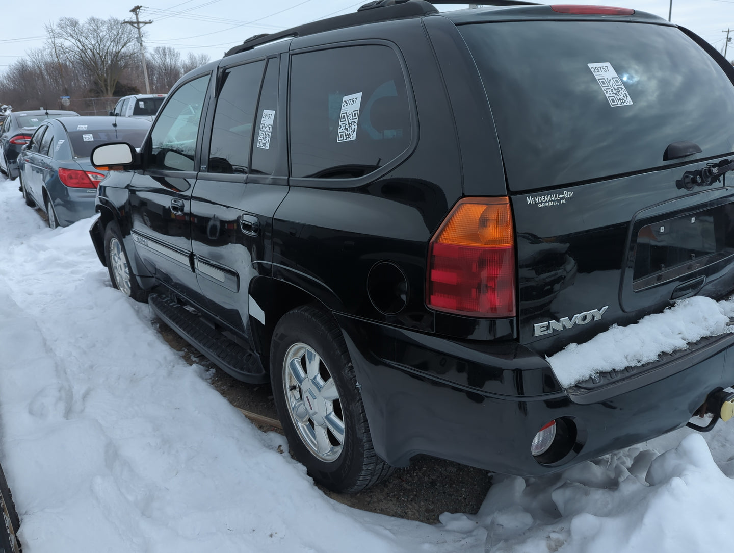 2005-2009 Gmc Envoy Driver Rear Door Oem 1362316 - Oemusedautoparts1.com