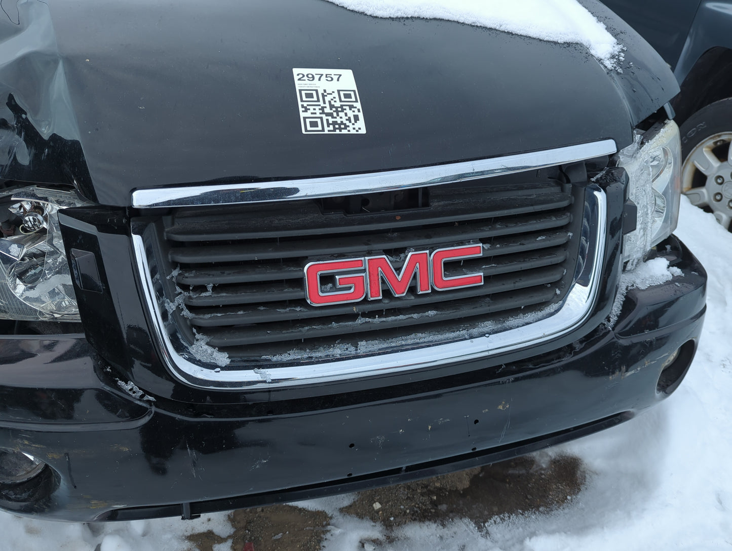 2002-2009 Gmc Envoy Front Grille Bumper Not Included - Oemusedautoparts1.com