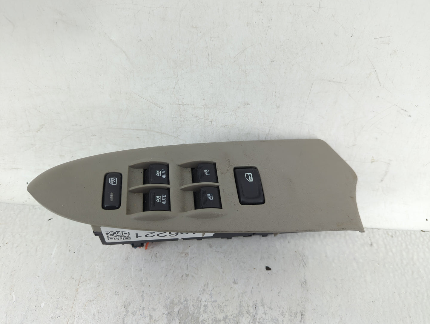 2002-2005 Gmc Envoy Master Power Window Switch Replacement Driver Side Left P/N:25867005 Fits Fits 2002 2003 2004 2005 OEM U