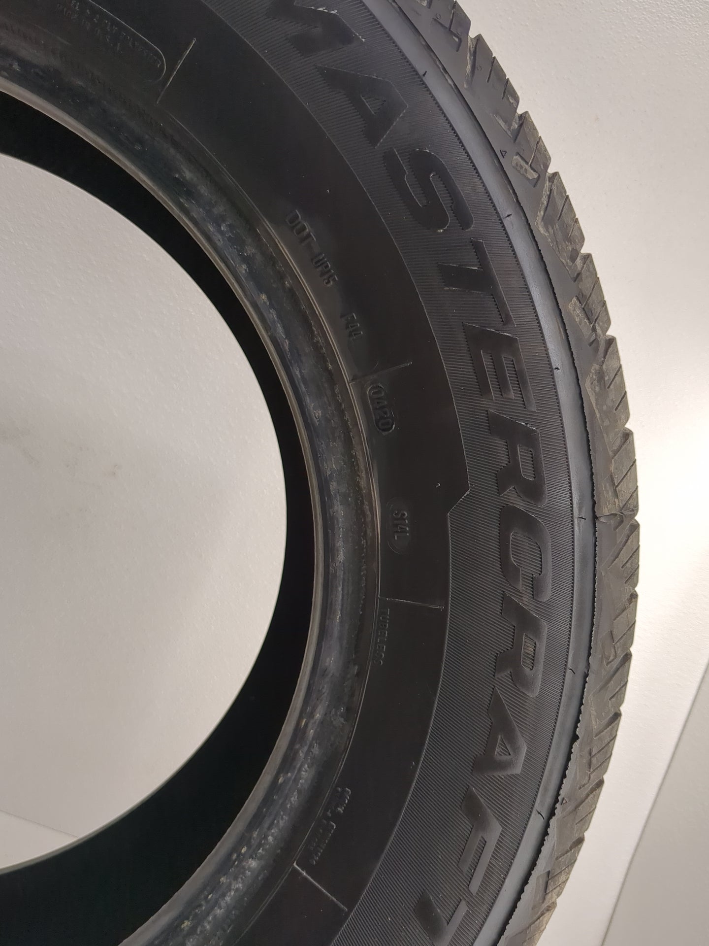 Used Tire 245/65R17 MASTERCRAFT STRATUS AS 107T - Tread Depth 6/32 - Oemusedautoparts1.com