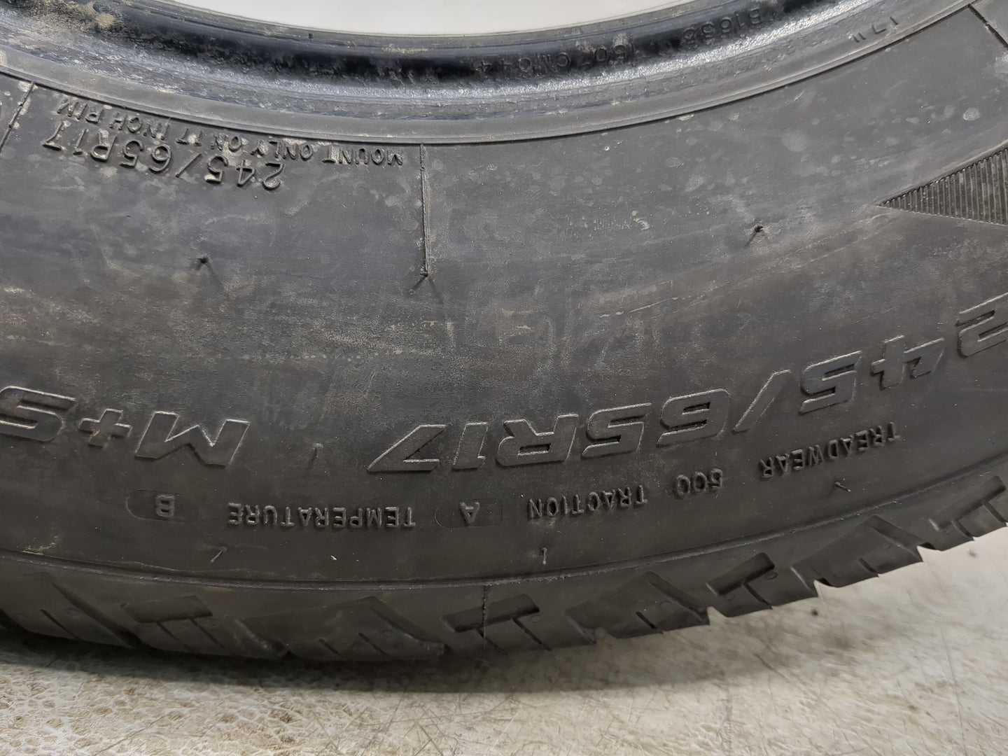 Used Tire 245/65R17 MASTERCRAFT STRATUS HT 107T - Tread Depth 6/32 - Oemusedautoparts1.com