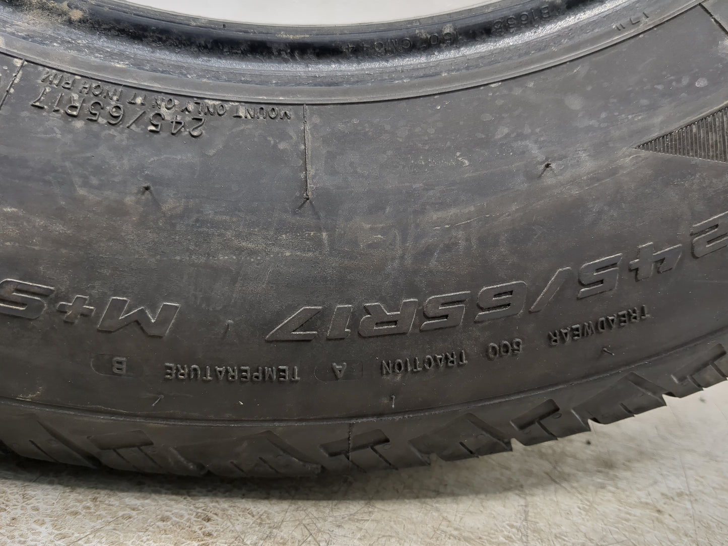 Used Tire 245/65R17 MASTERCRAFT STRATUS HT 107T - Tread Depth 6/32 - Oemusedautoparts1.com