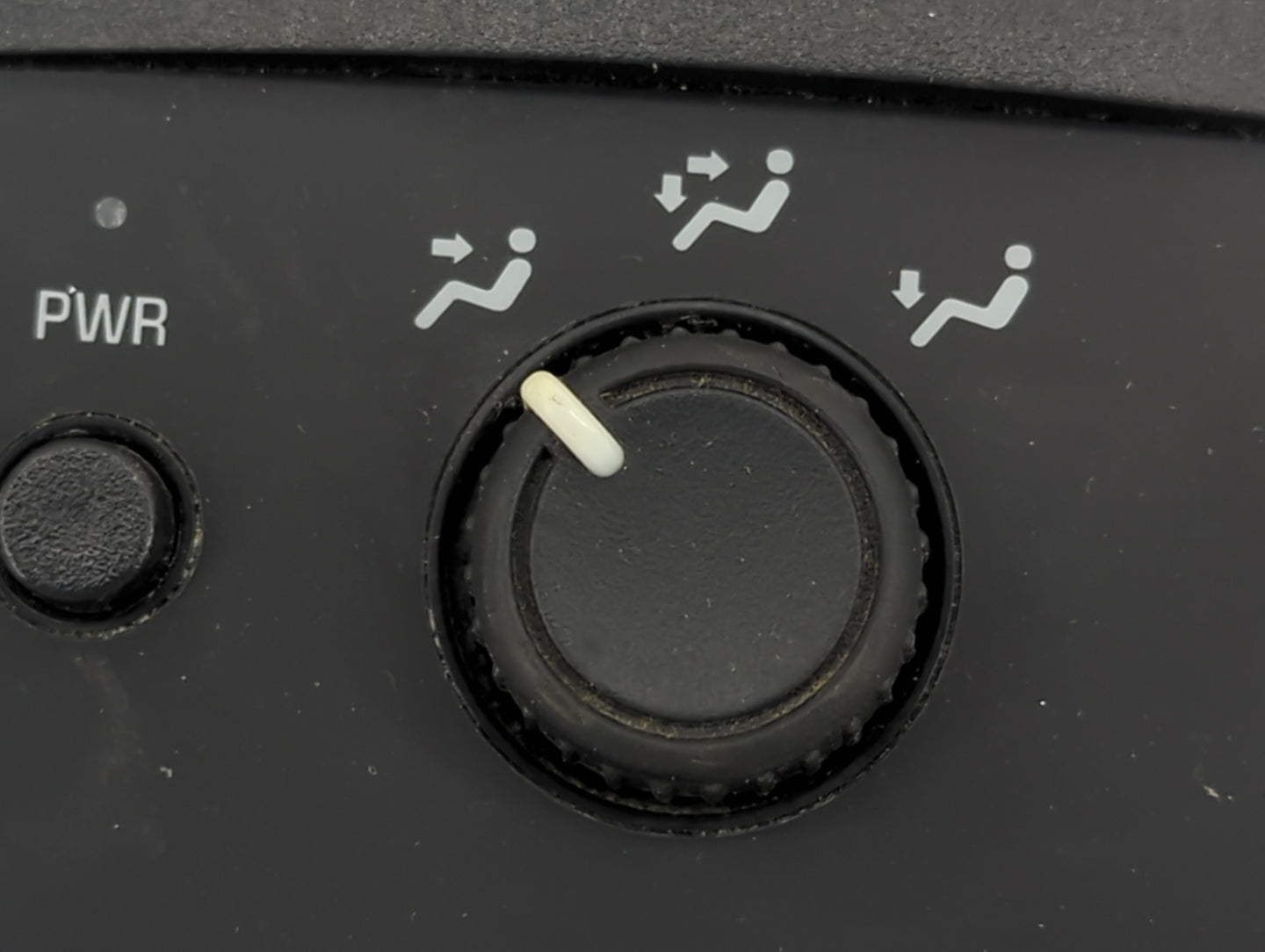 2002-2009 Gmc Envoy Climate Control Module Temperature AC/Heater Replacement P/N:15095235 Fits OEM Used Auto Parts - Oemused