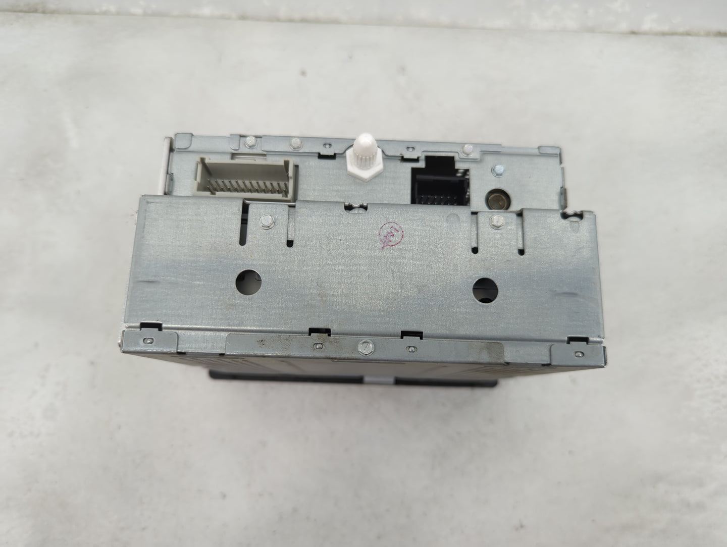 2005-2006 Gmc Envoy Radio AM FM Cd Player Receiver Replacement P/N:21003407 10359565 Fits Fits 2005 2006 2007 OEM Used Auto 