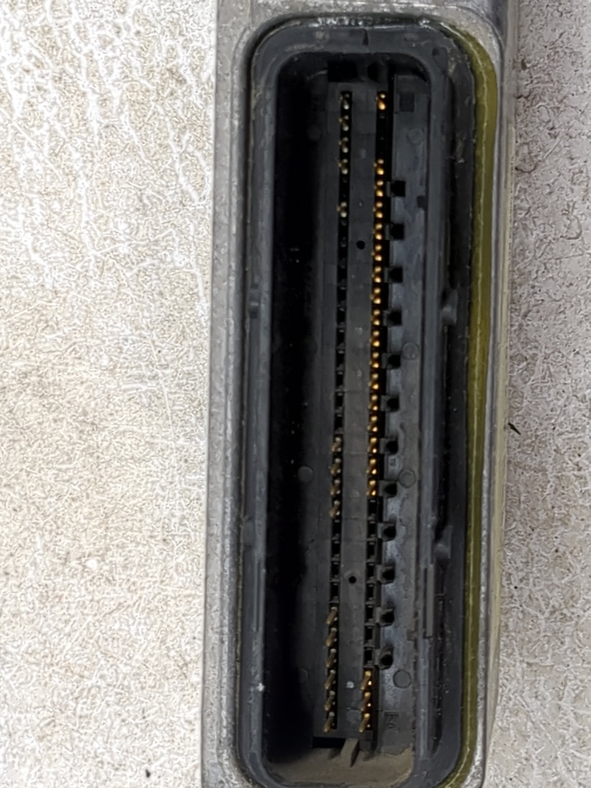 2005-2006 Gmc Envoy Safety Restraint Srs Airbag Control Module 1502628 - Oemusedautoparts1.com