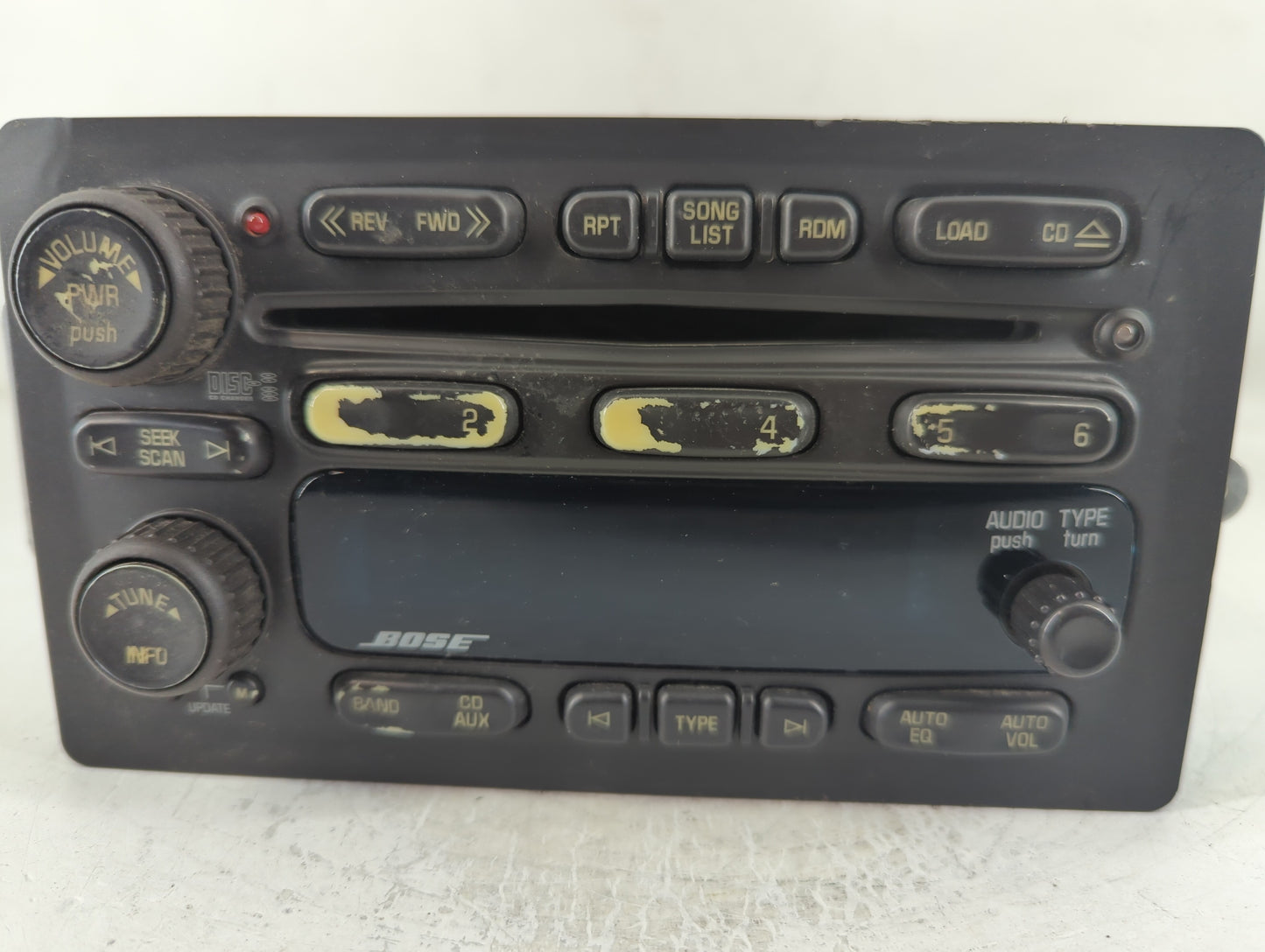 2005-2006 Gmc Envoy Radio AM FM Cd Player Receiver Replacement P/N:10359565 Fits Fits 2005 2006 2007 OEM Used Auto Parts - O